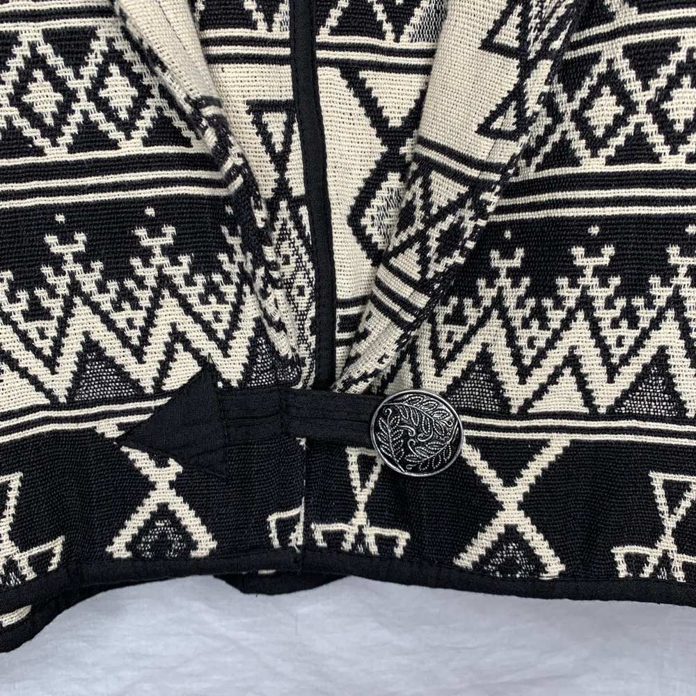 Flashback Bolero Jacket Geometric Patterns Women’… - image 4